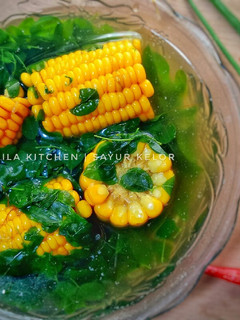 Foto resep Sayur bening kelor jagung manis..