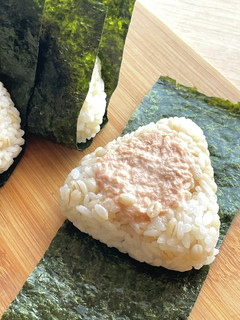 A picture of Convenience Store-Style Tuna Mayo Onigiri.
