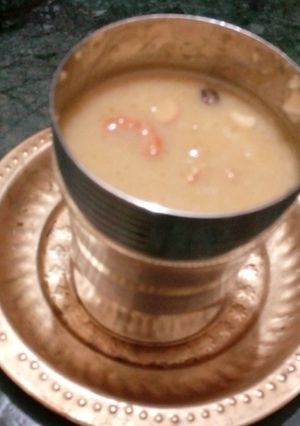 A picture of Moong dal payasam/pasi parappu payasam.