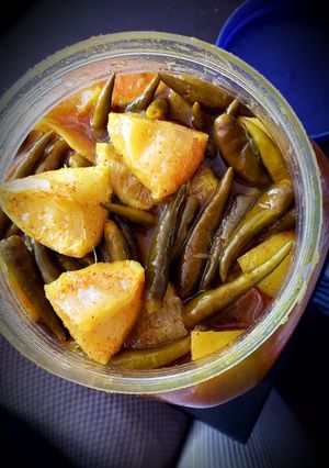 A picture of Lemon chilli quick pickle.