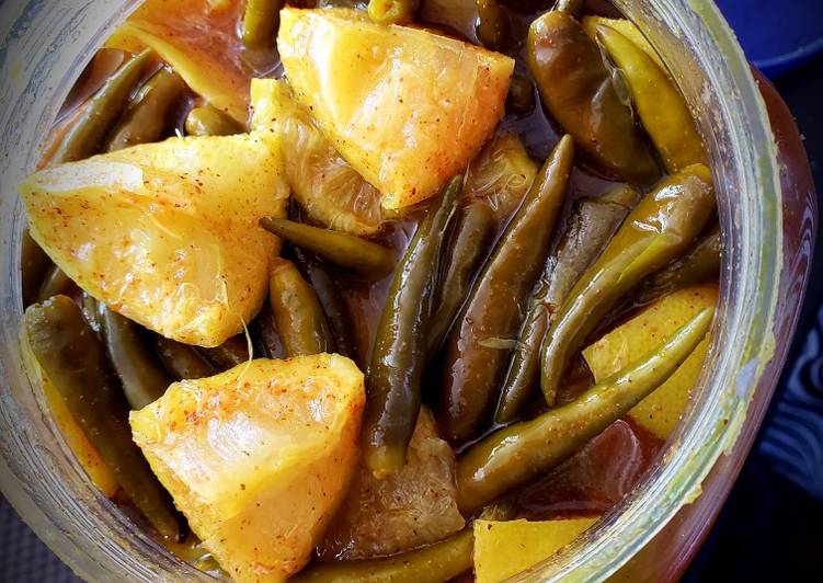 Recipe of Quick Lemon chilli quick pickle