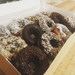A picture of Buff cakes.