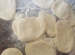 Una foto de Pan de pita (vegano)