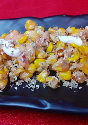 A picture of Crispy Corn With Schezwan Mayo.