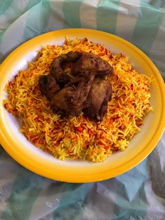 صورة لوصفة عيش مع مقلي دجاج