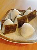 How to Make Onigiri (Japanese Rice Balls)