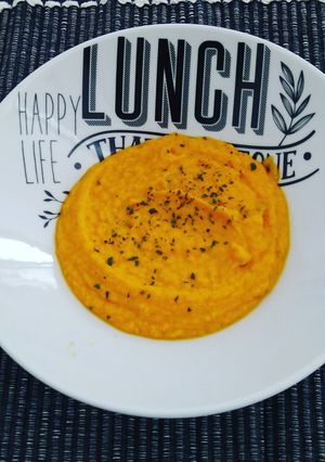 Una foto de Sopa de Yummie