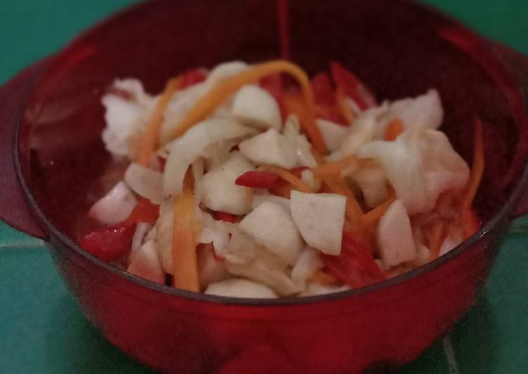 Oseng kubis wortel bakso ikan