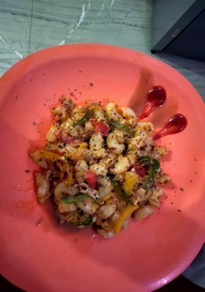 A picture of Macaroni.