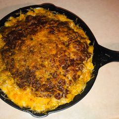 A picture of Bbq pulled chicken Mac and cheese.