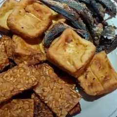 Tahu tempe & ikan asin goreng-レシピのメイン写真