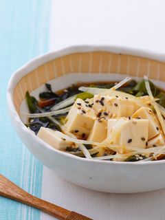 【家樂福廚房】低熱量輕食》海藻豆腐沙拉 的食譜成品照片