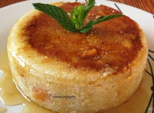 Foto principal de Budín de tapioca con fruta y queso mató