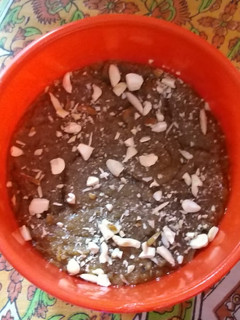 दाल बादाम हलवा (Dal badam halwa recipe in hindi) रेसिपी मुख्य फोटो