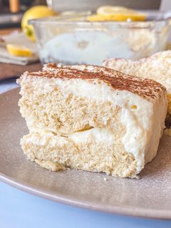 Una foto de Tiramisú de limón