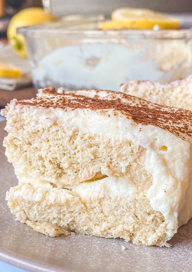 Una foto de Tiramisú de limón