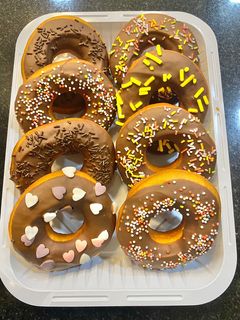 صورة لوصفة دونات شهية بدون بيض 🍩🍩😋