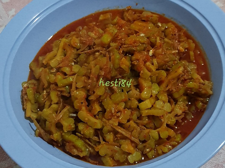 Bagaimana Menyiapkan Tumis Paria Teri Pedas Anti Gagal