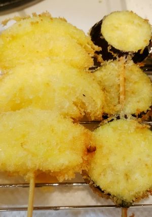 A picture of ☆Men's Meal☆035 Skewered Kushiage Made in a Mess Tin.