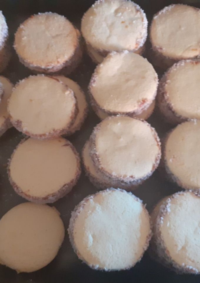 Una foto de Alfajores de maicena
