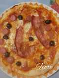 Pizza fatta con impasto per focaccia..😜😜