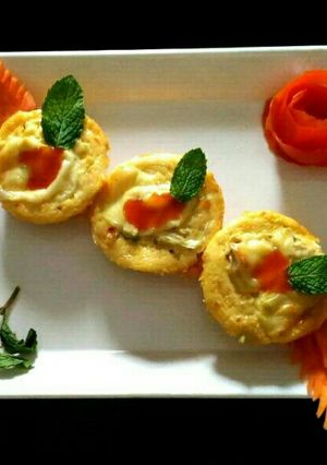 A picture of Bread muffins.
