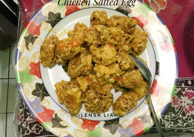 Ayam Goreng Tepung Saus Telur Asin (Chicken Salted Egg)