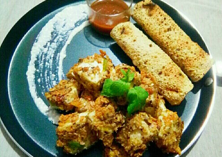 Recipe of Favorite Papad paneer pakoda with aampapad chutney