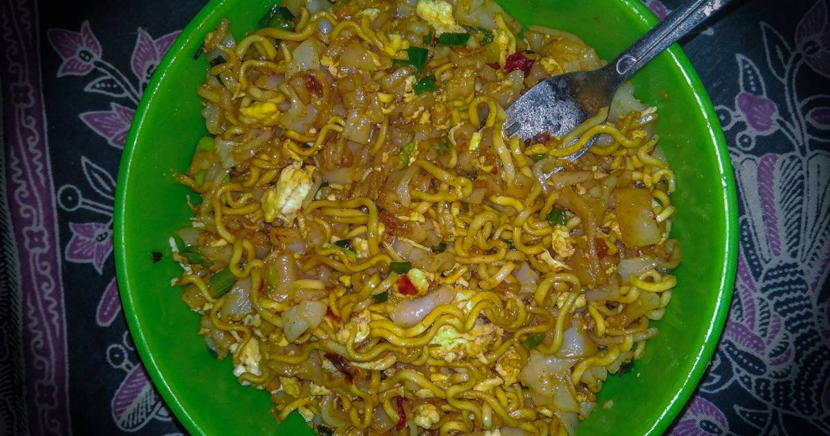 Resep Kwetiau Mie Tumis Pedas Oleh Alicemelissa Cookpad