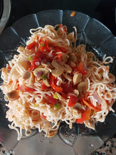 A picture of Vegetarian noodles.