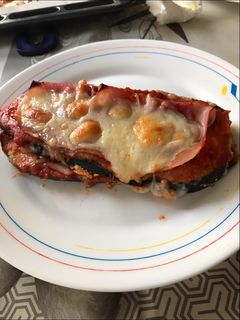 Una foto de Tosta de berenjena al horno