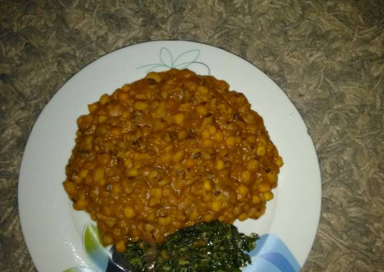 Porridge beans and corn with vegetable soup