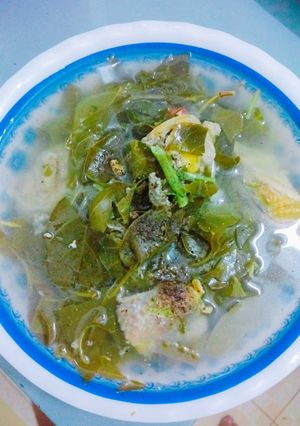 Hình của món Canh thịt gà nấu với lá giang.
