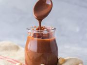 Una foto de crema de avellanas