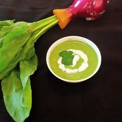 A picture of Creamy Palak Soup.