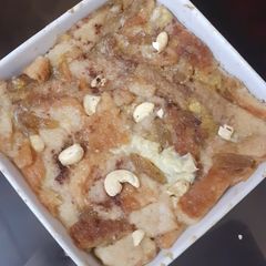 Bread pudding A picture of Bread pudding.