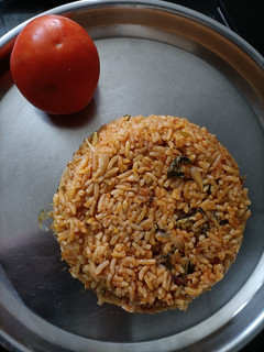 தக்காளி பிரியாணி(tomato biryani recipe in tamil) செய்முறை முக்கிய புகைப்படம்