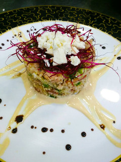 Una foto de Ensalada de quinoa con queso feta y mayonesa de soja