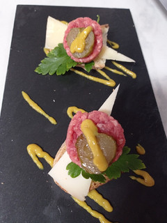 Una foto de Tartar de buey