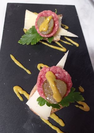 Una foto de Tartar de buey