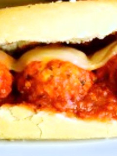 A picture of Sandwich meatballs 😍.
