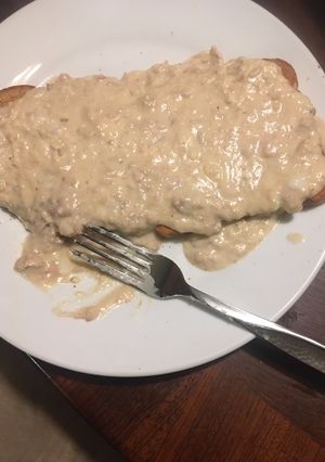 A picture of Tuna a la king.