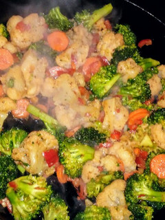 A picture of Cast Iron Chicken & Veggies.