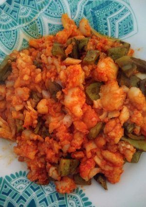 Una foto de Pescado en guajillo