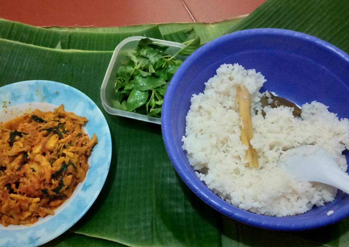 Nasi bakar ayam suwir