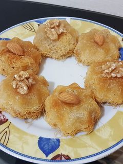صورة لوصفة كب كنافة بالمكسرات