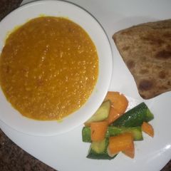 A picture of Masoordaalcurry steamedveggies and Brown chapati #4weekchallenge.