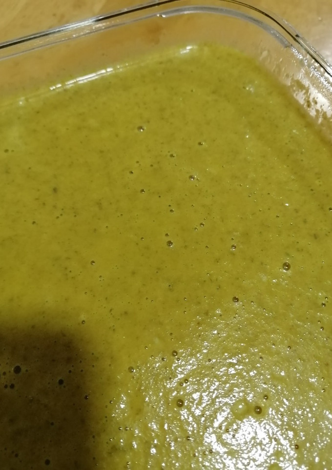 Una foto de Sopa de zanahorias, lechuga y champiñones