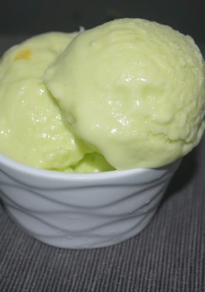 A picture of Raw Mango Ice Cream.