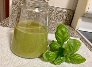 Una foto de Salsa pesto con anacardo
